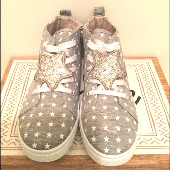 Other - Girls Hightop sneakers